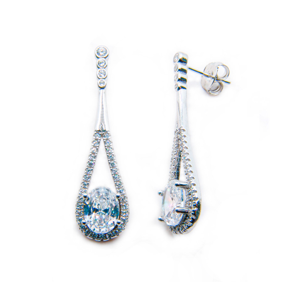 P. Pendientes largos con piedra Rodiado