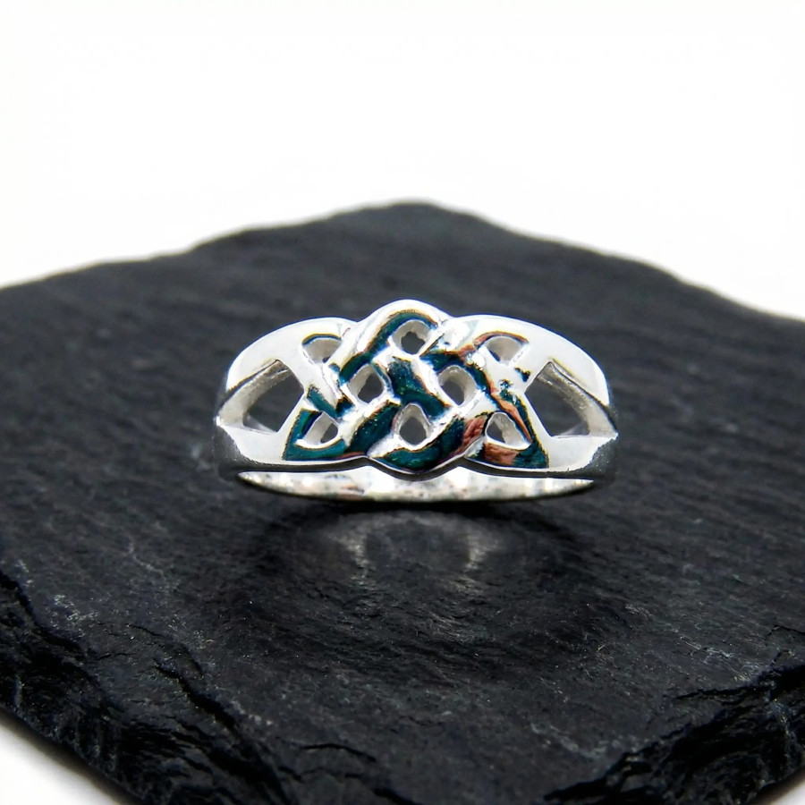 Sortija calada Trenzada lisa