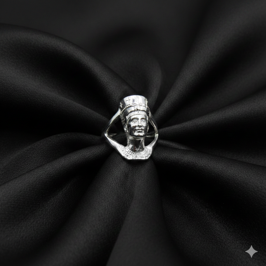 Sortija figura Nefertiti