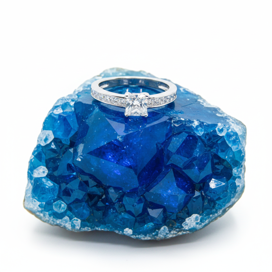 Sortija con piedra Rodiado