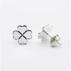 Pendientes trebol liso de 10mm